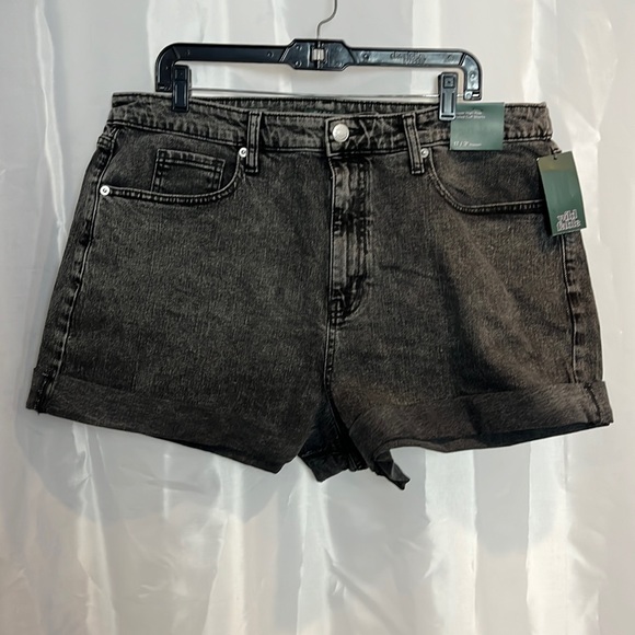 wild fable Pants - Women’s super high rise rolled cuff shorts. 1893